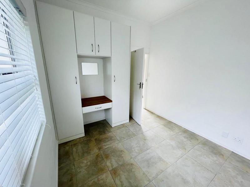 To Let 2 Bedroom Property for Rent in Simons Town Western Cape